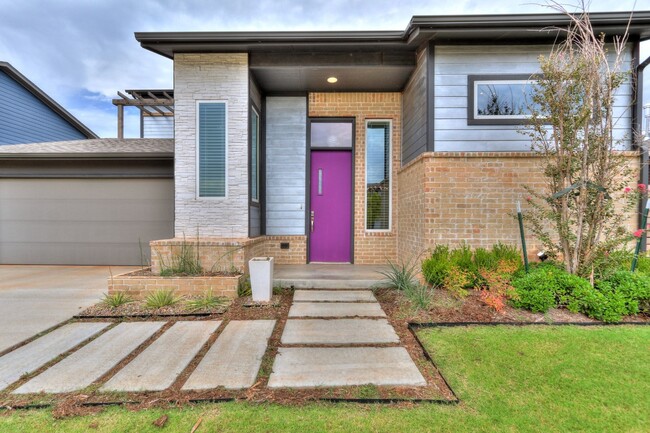 Building Photo - All Friends On Deck! Exceptional Modern Ho...