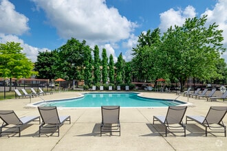 Six Trails Apartments - Saline, MI