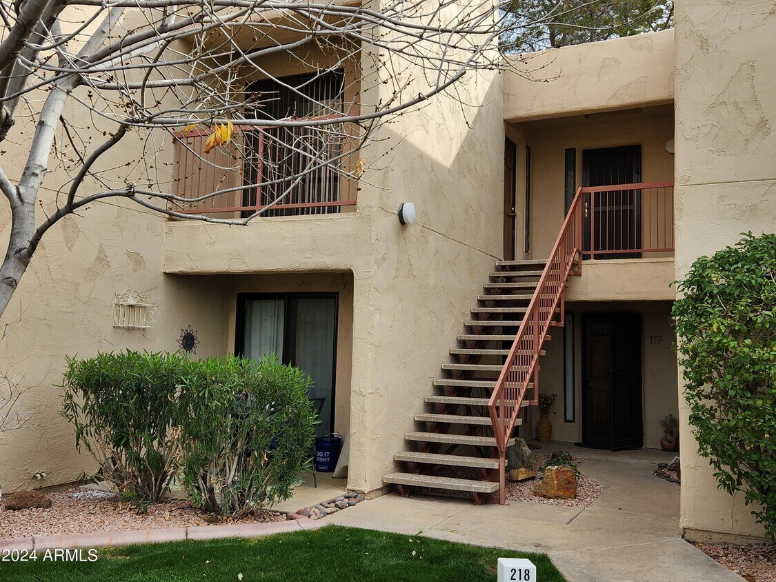 Primary Photo - 9275 E Mission Ln