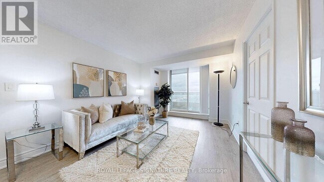 Photo du bâtiment - 3 Pemberton Ave