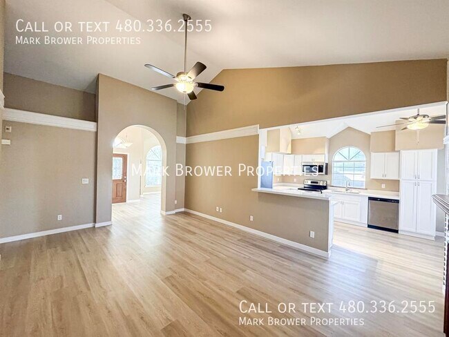 Building Photo - 319 S Abilene Dr