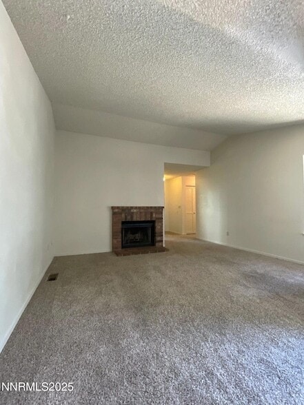 Building Photo - 1908 E Minaret Cir