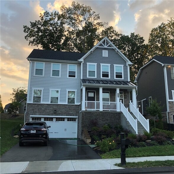 Foto del edificio - 112 Hamilton Dr