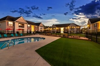 Building Photo - McArthur Landing