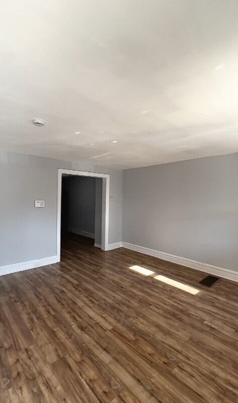 Building Photo - 5125 Sheldon St
