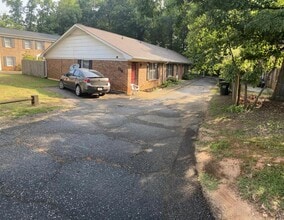 Building Photo - 110 State Rd S-42-7449