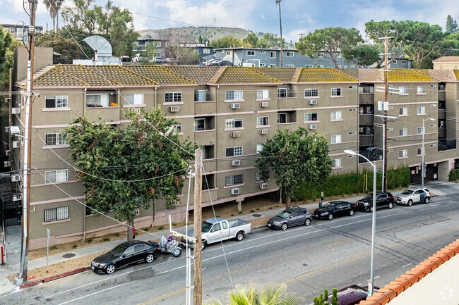 Alternar - Sereno Hills