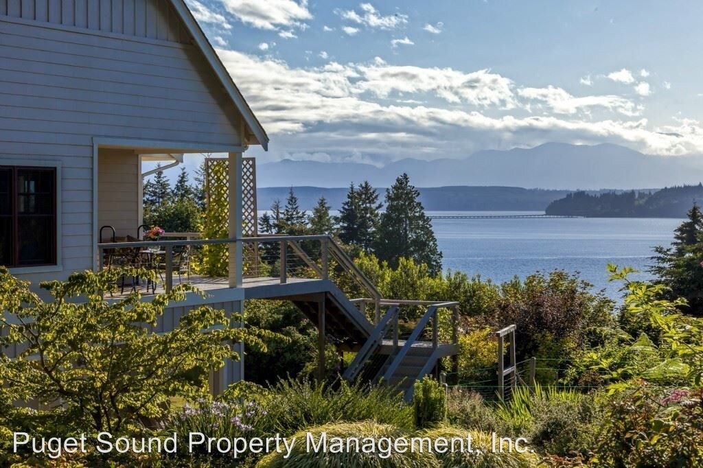 Primary Photo - 33688 Hood Canal Dr NE
