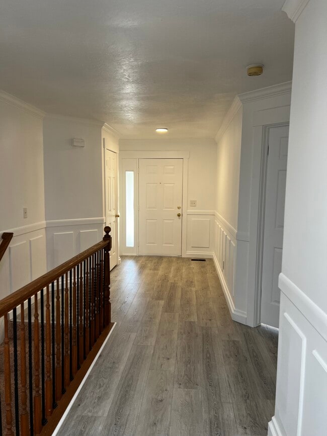 Building Photo - 7164 S Ponderosa Dr