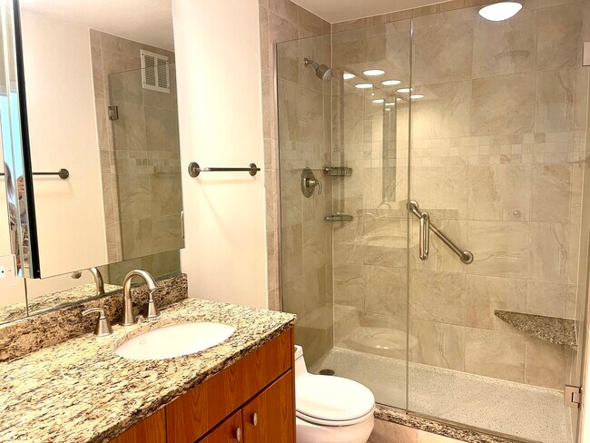 Building Photo - 155 N Harbor Dr