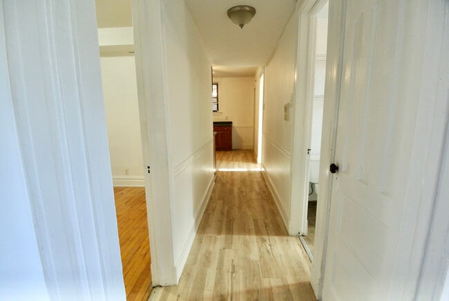 Foto del edificio - 3801 N Lakewood Ave #Gdn