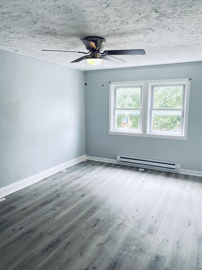 Foto del edificio - 1614 Popland St