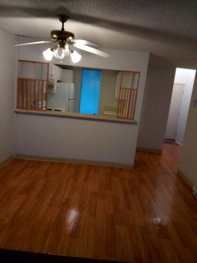 Foto del edificio - 6818 137th Ave NE