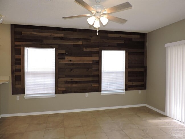 Building Photo - 1489 Newcastle Way