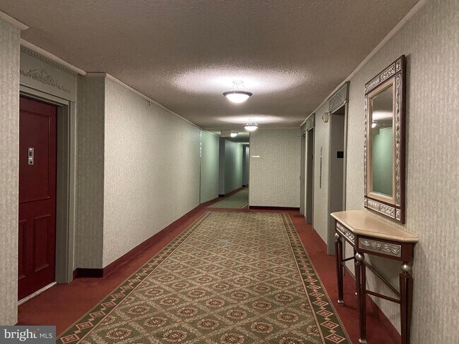 Foto del edificio - 1225 Martha Custis Dr