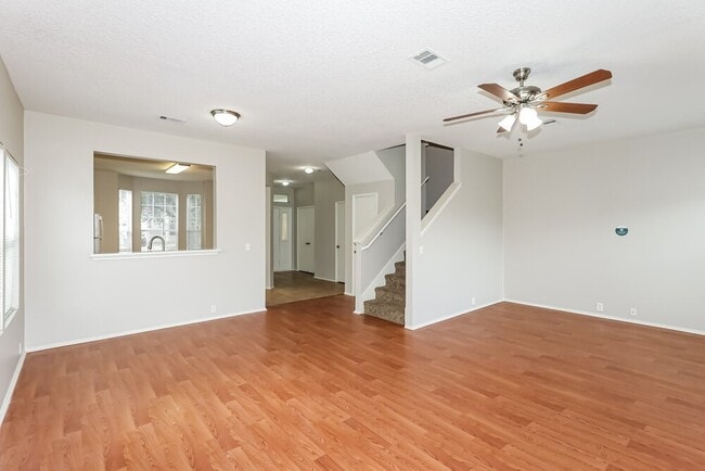 Building Photo - 6250 Gillian Park Dr