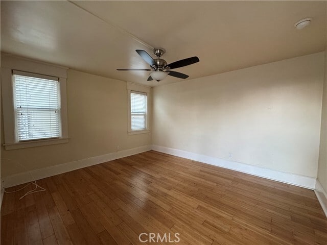 Foto del edificio - 1743 N Oxford Ave