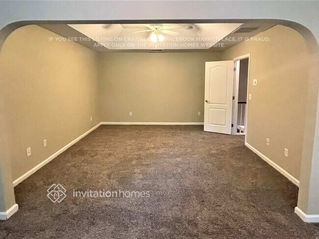 Building Photo - 3613 Malcolm Manor