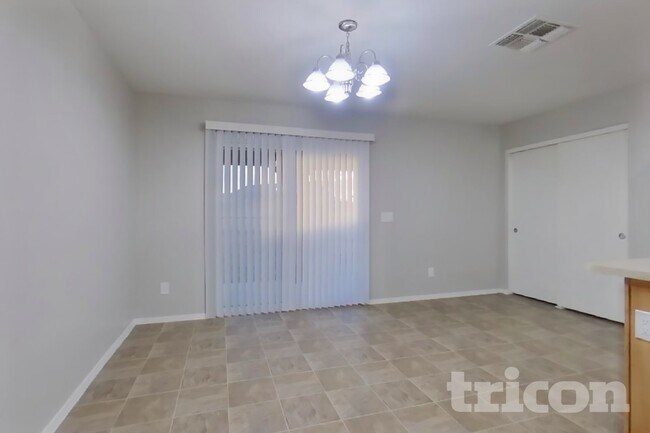 Building Photo - 12510 W Scotts Dr