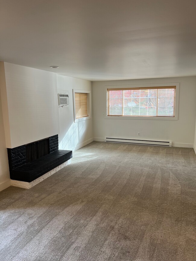 Living Room with fireplace - 2707 E 27th Ave