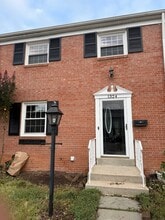 Building Photo - 1324 Potomac Heights Dr