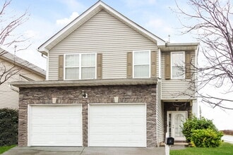 Building Photo - 1605 Tigris Ct