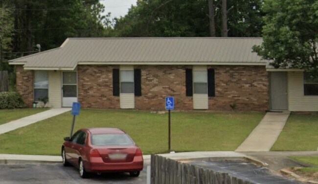 Foto del edificio - 100 Fort Deposit Villas