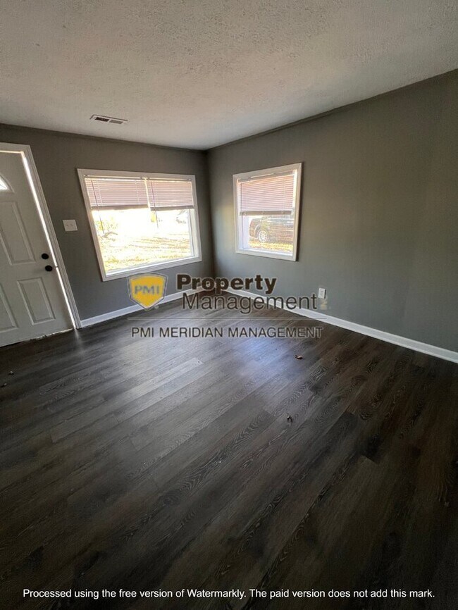 Foto del edificio - 2515 E 72nd St