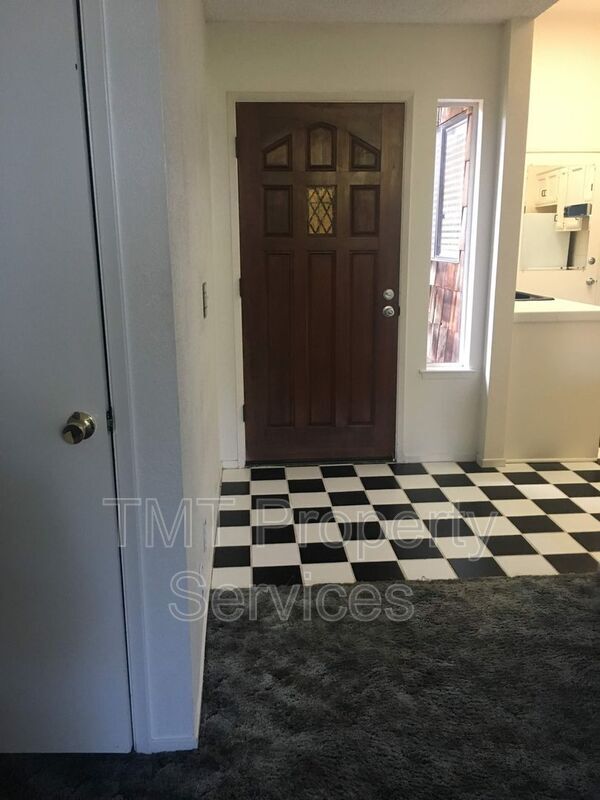 Foto del edificio - 1516 Oakridge Park Rd