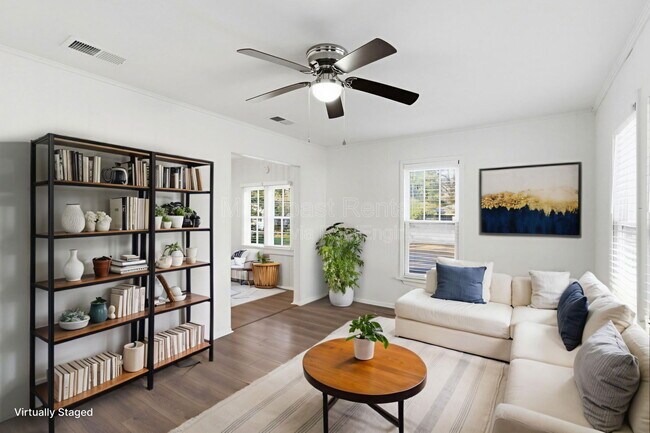 Foto del edificio - 20 Martha Ave