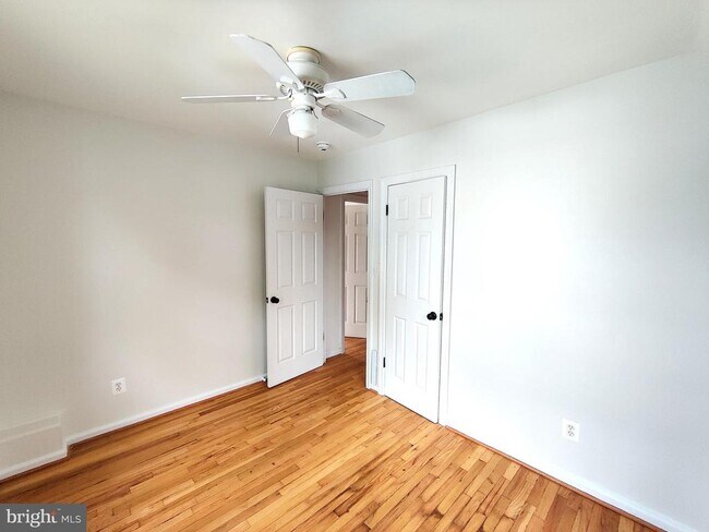Foto del edificio - 5942 Williamsburg Rd