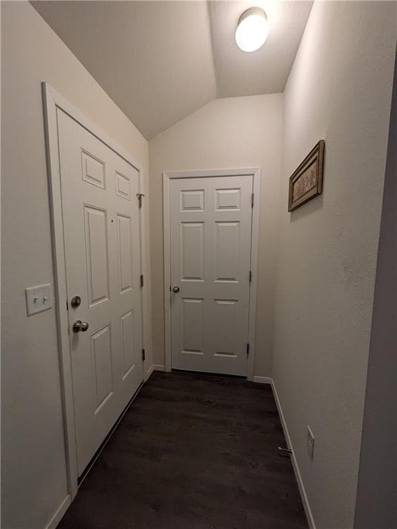 Foto del edificio - 8110 Dogwood Dr