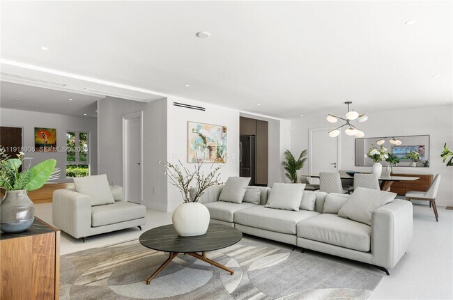 Foto del edificio - 45 NE 104th St