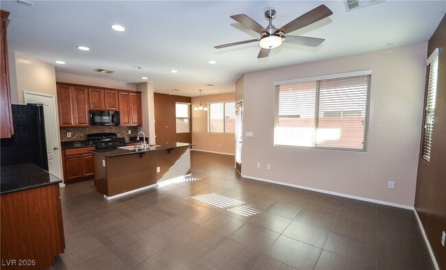 Building Photo - 7643 Peaceful Trellis Dr