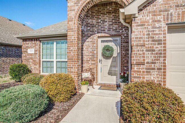 Building Photo - 10104 Horseshoe Ln