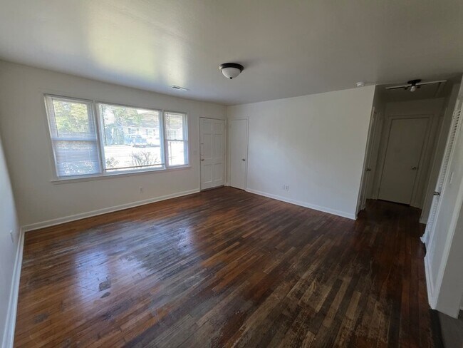 Foto del edificio - 1129 Berkeley St