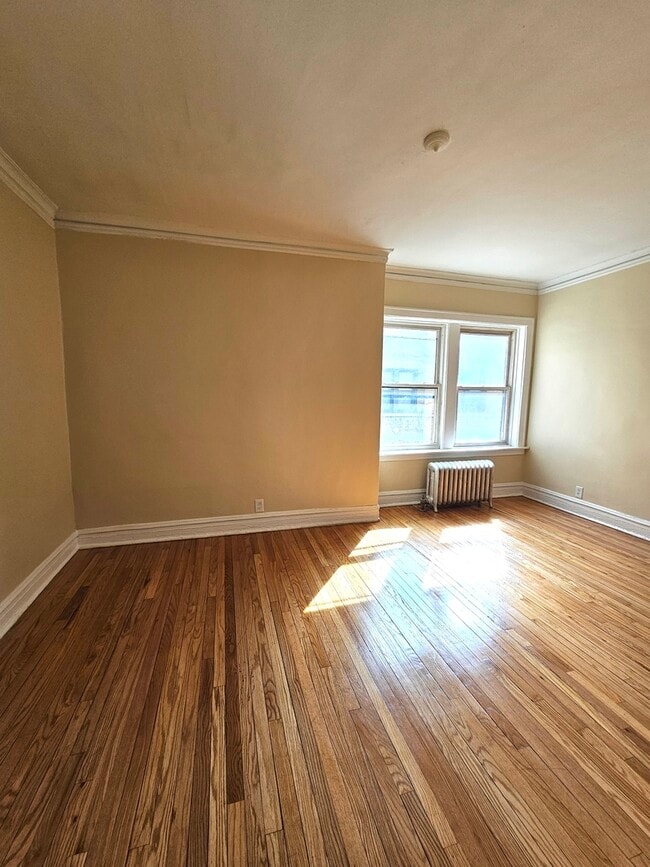 Foto del edificio - 4821 N Springfield Ave