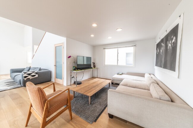 Media room - 29 Lighthouse St