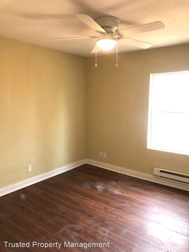 Building Photo - 1 br, 1 bath House - 366 Rohrer Street