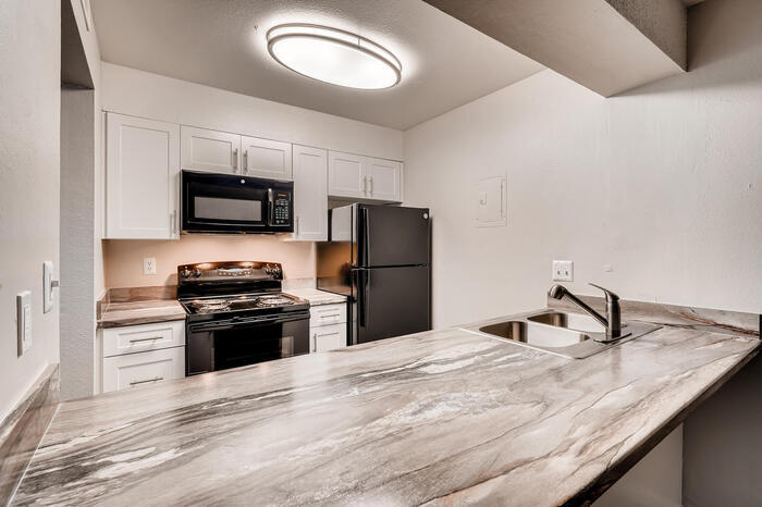 Foto principal - 10420 W 44th Ave