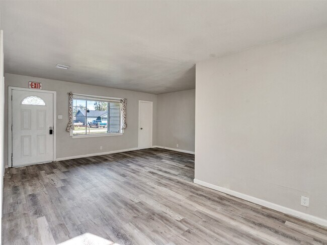 Foto del edificio - 7622 S Hall St