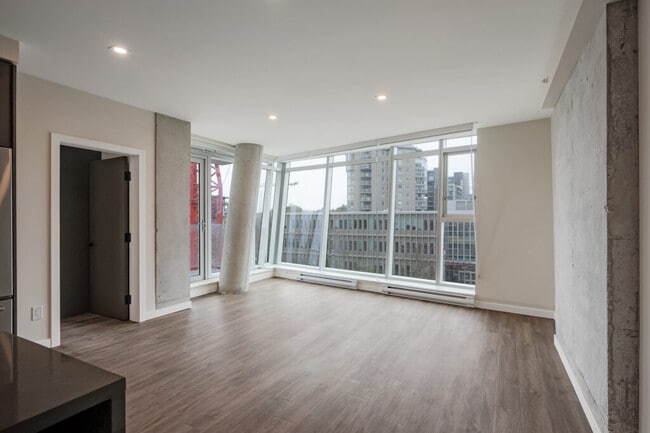 Interior Photo - The Wedge Apartments