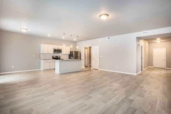 Foto del edificio - 3548 E Sedge Wren Dr
