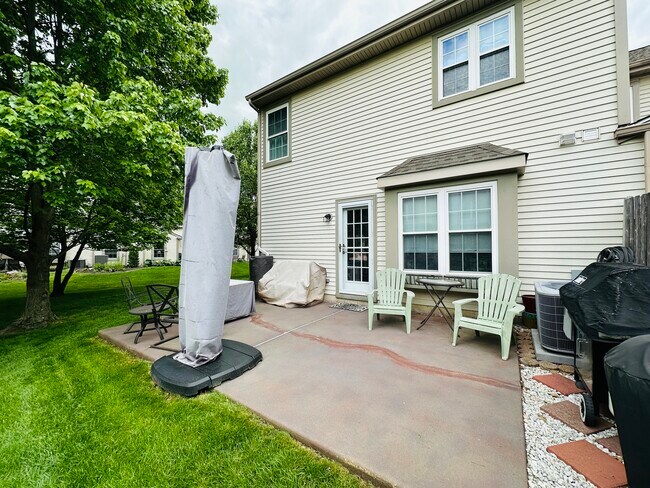 Building Photo - 32 Alderton Ln