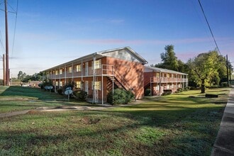 Building Photo - 509 Alabama Ave SE