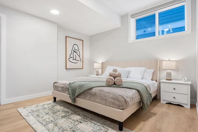 Building Photo - 140 South Shore View-SI ID1314518P