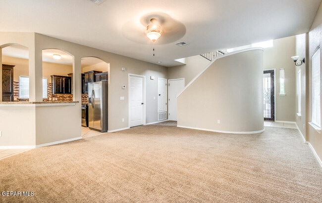 Building Photo - 13166 Kestrel Ave