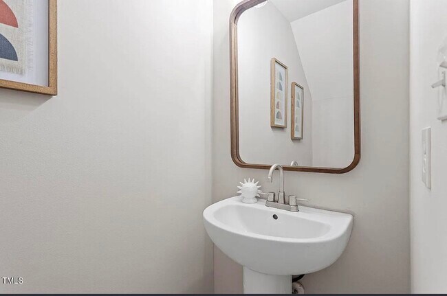 Foto del edificio - 5340 Big Bass Dr