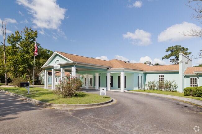 Entrada del edificio - CommonPlace Summerville