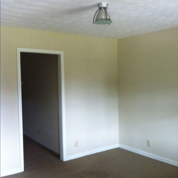 Building Photo - 459 James Huff Rd